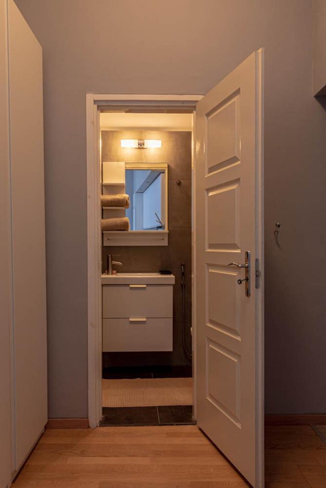 Maria Topfive With Free Private Parking Apartment Будапеща Екстериор снимка